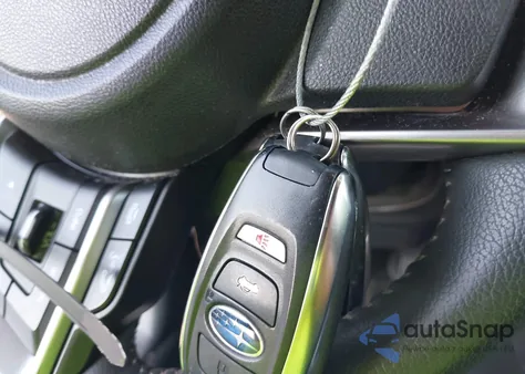 2020 Subaru Forester Limited z USA, uszkodzony, nr VIN JF2SKAUC2LH549543